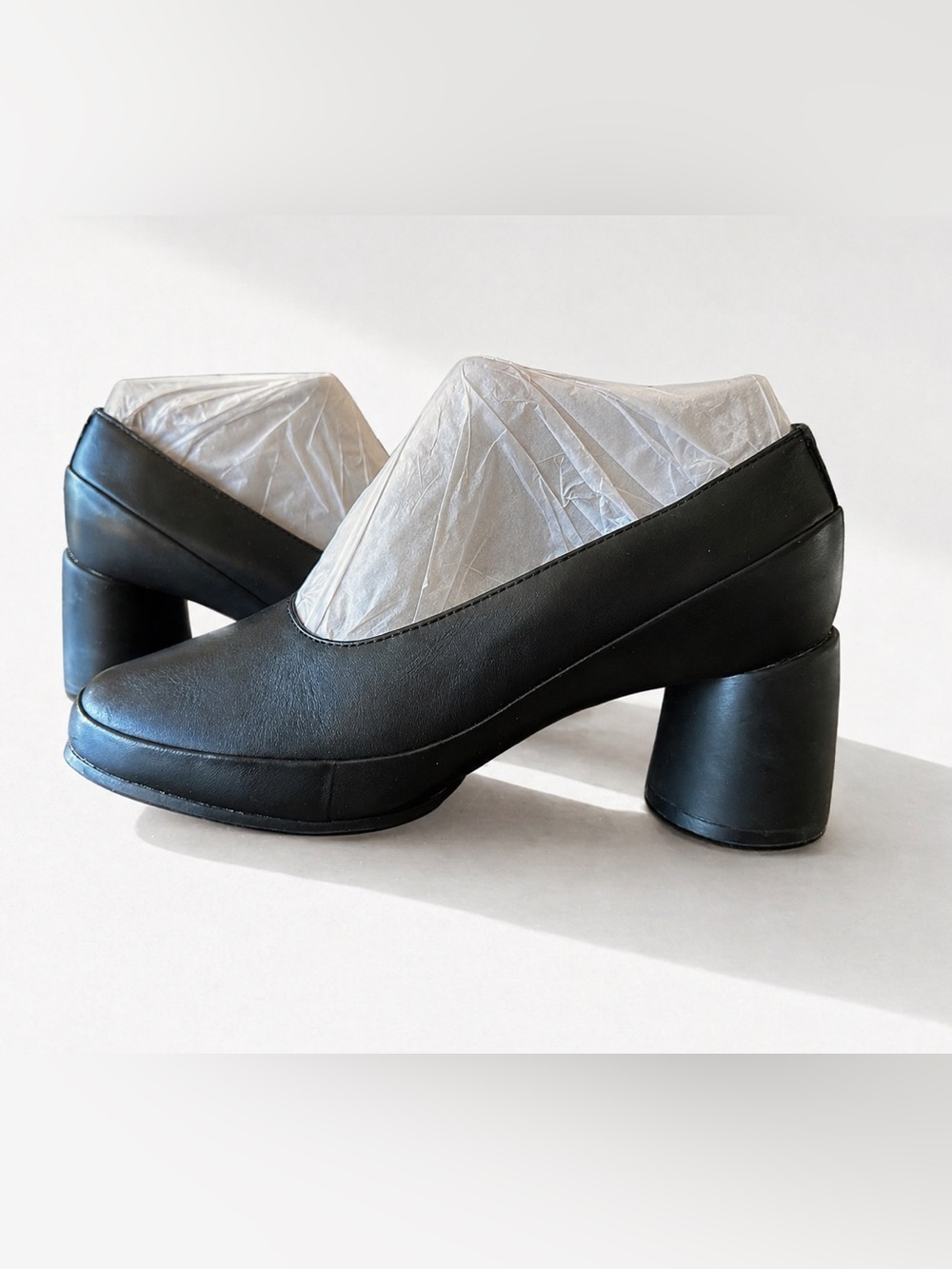 Camper Black Round-Toe Block Heel Pumps